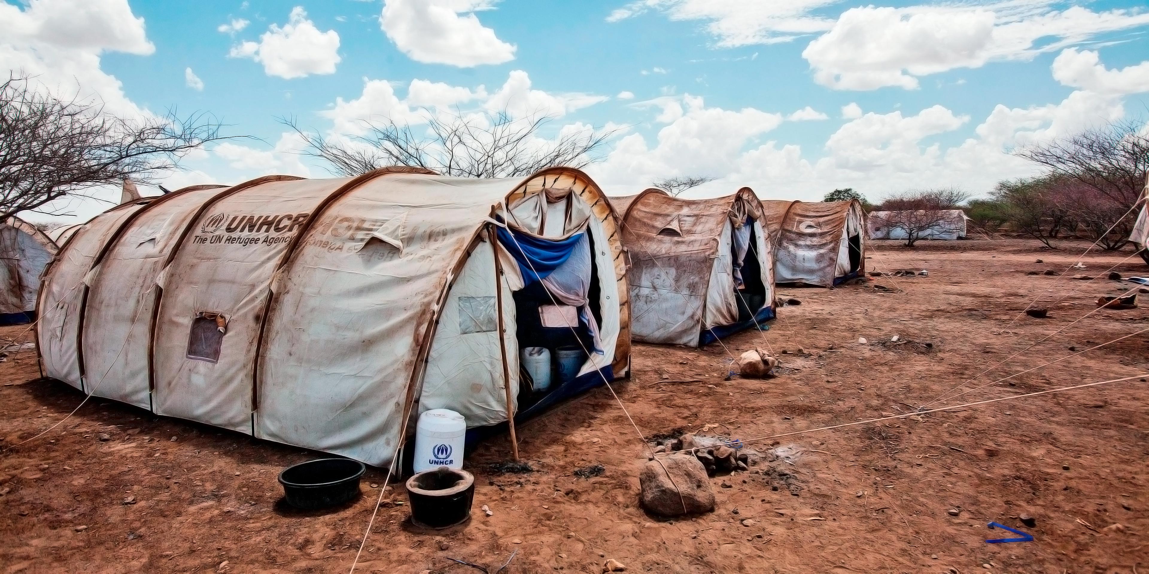 Kuvassa telttoja Kakuman pakolaisleirillä