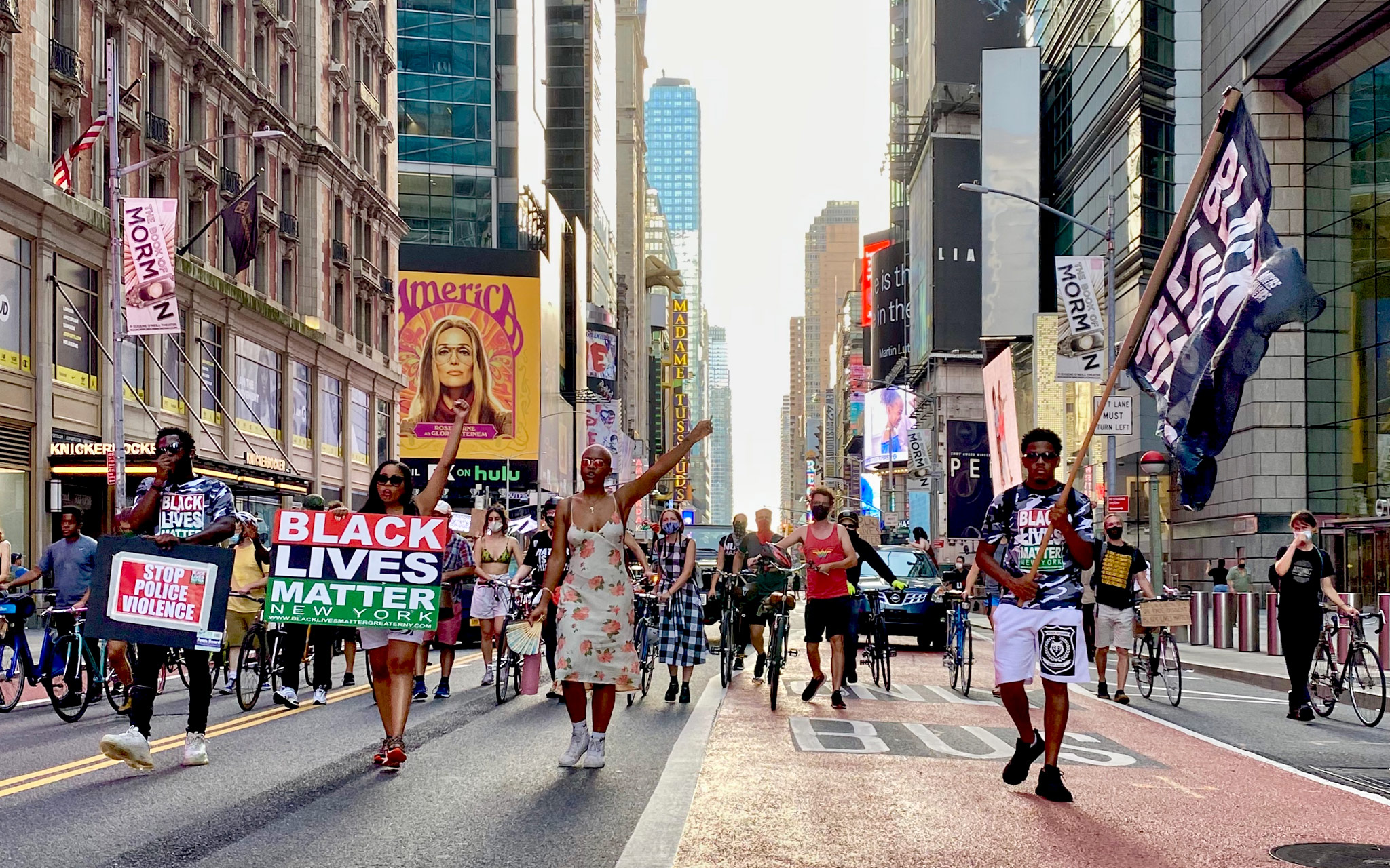 Black Lives Matter -mielenosoitus New Yorkissa